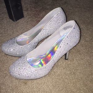 Prom high heeled shoes